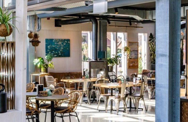 Kh snackcafe interieur lr 1